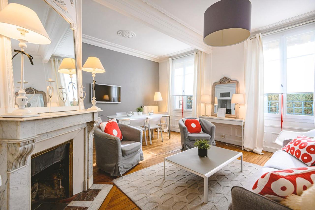 Zen Et Chic Apartment Reims Bagian luar foto